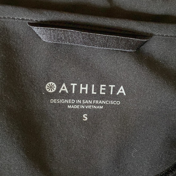 Athleta Running Free Jacket NWOT Size S Black - Picture 8 of 8